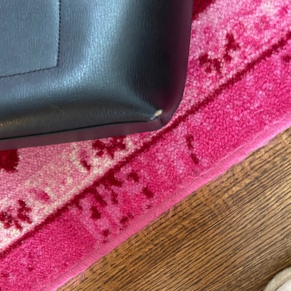 Kate Spade Tote - Picture 2 of 6